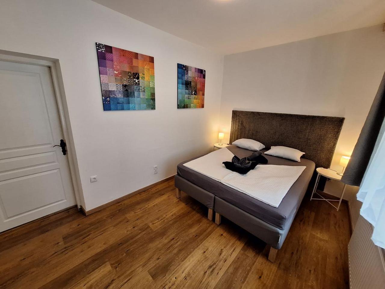 Flataid Gaestehaus Graschi - Steinbergstrasse Graz Ngoại thất bức ảnh