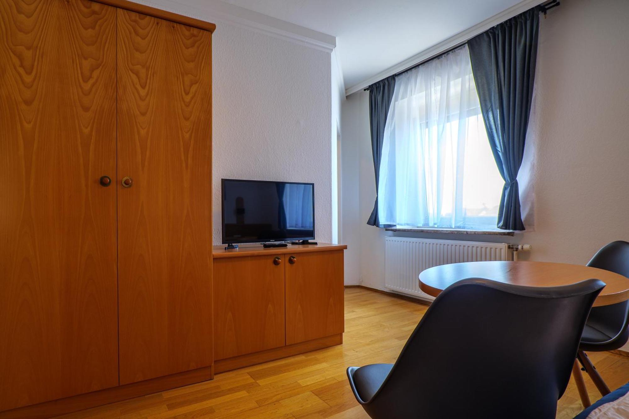 Flataid Gaestehaus Graschi - Steinbergstrasse Graz Ngoại thất bức ảnh